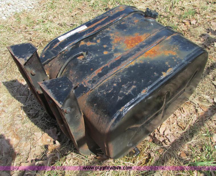 image for item X9911 Fuel tank