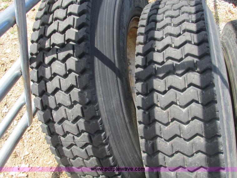 image for item X9912 (4) 11R20 tires