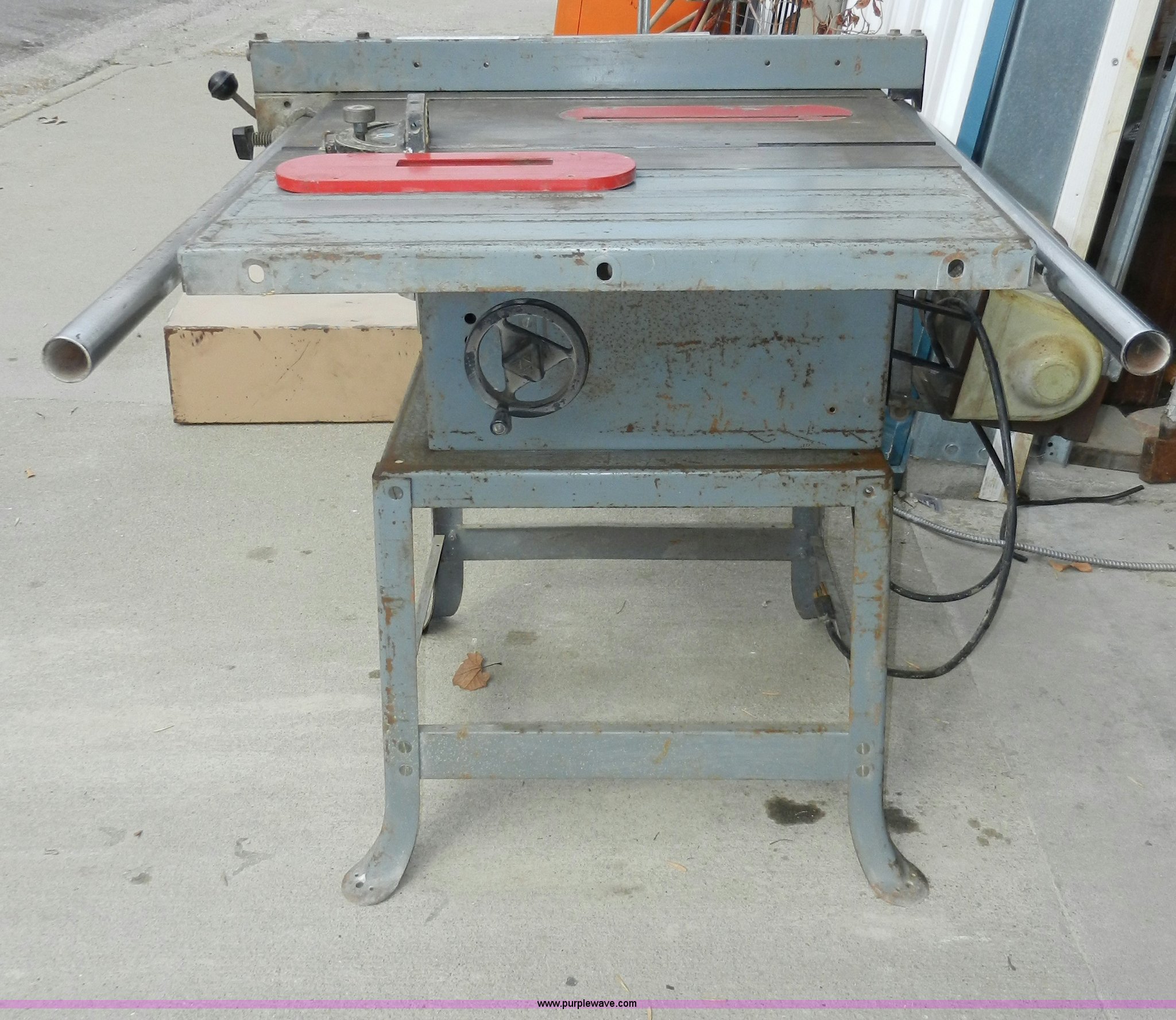 Rockwell contractors table saw in St. Marys, KS | Item X9032 sold ...