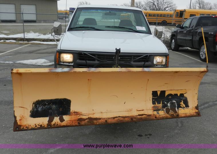 image for item A3951 2000 Chevrolet 2500 pickup truck