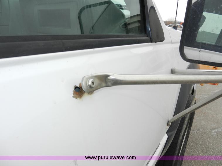 image for item A3951 2000 Chevrolet 2500 pickup truck