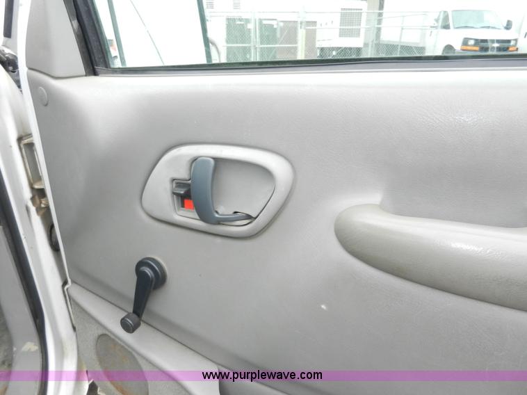 image for item A3951 2000 Chevrolet 2500 pickup truck