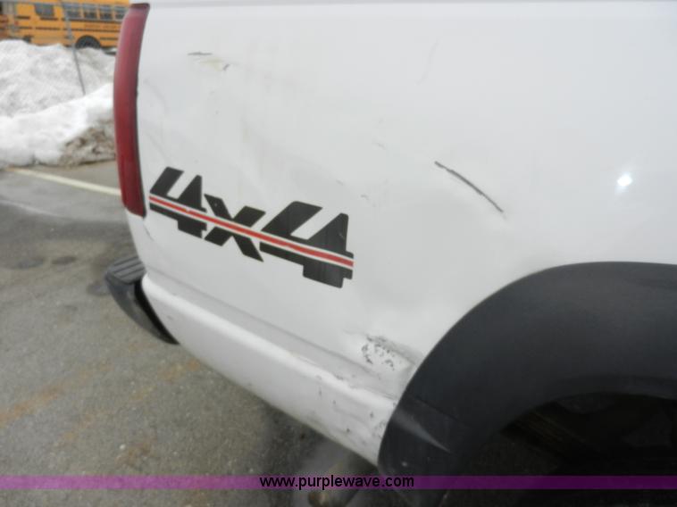 image for item A3951 2000 Chevrolet 2500 pickup truck