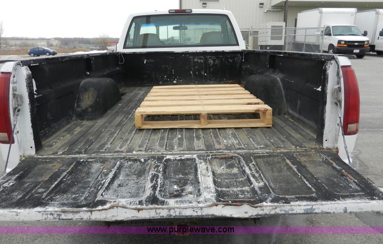 image for item A3951 2000 Chevrolet 2500 pickup truck