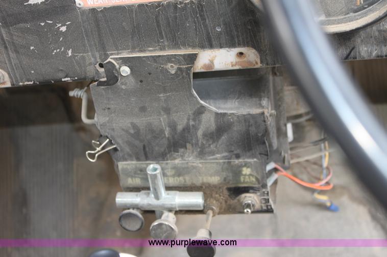 image for item AA9161 1982 AM General Jeep