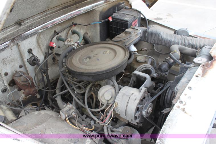 image for item AA9161 1982 AM General Jeep