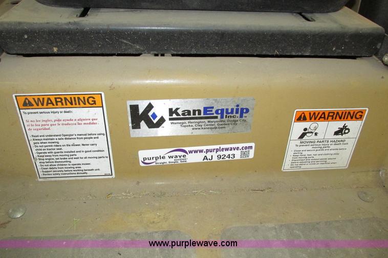 image for item AJ9243 2005 Land Pride Razor lawn mower