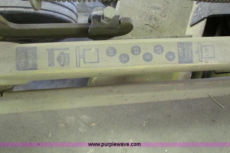 image for item AJ9243 2005 Land Pride Razor lawn mower