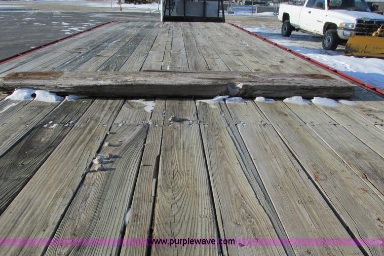 image for item AJ9245 1996 PJ gooseneck trailer