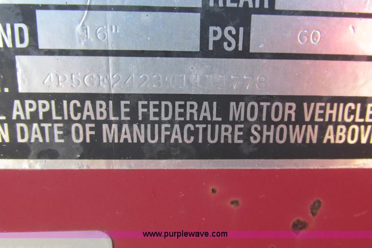 image for item AJ9245 1996 PJ gooseneck trailer