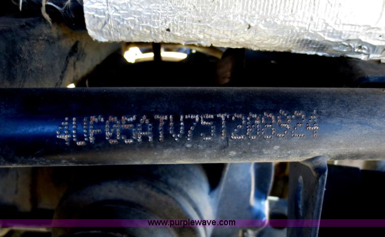 image for item AK9748 2005 Artic Cat four wheeler