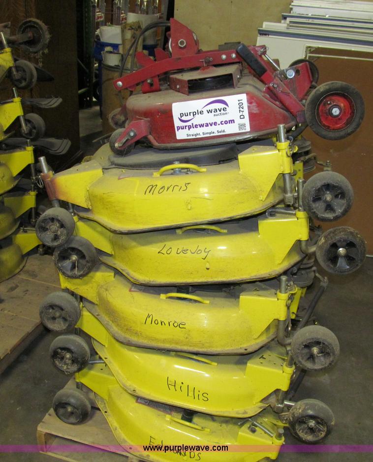 image for item D7201 (6) mower decks