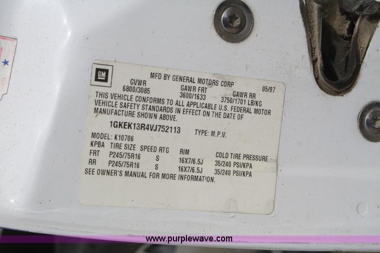 image for item E2921 1997 GMC Yukon SLE SUV