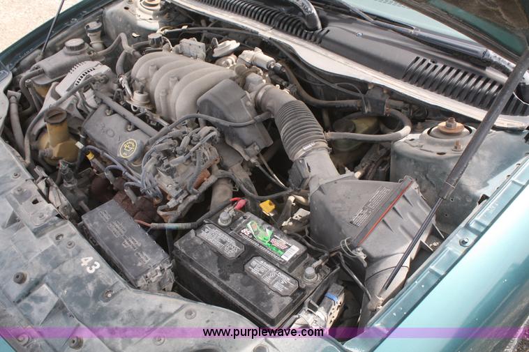 image for item E2923 1996 Ford Taurus GL