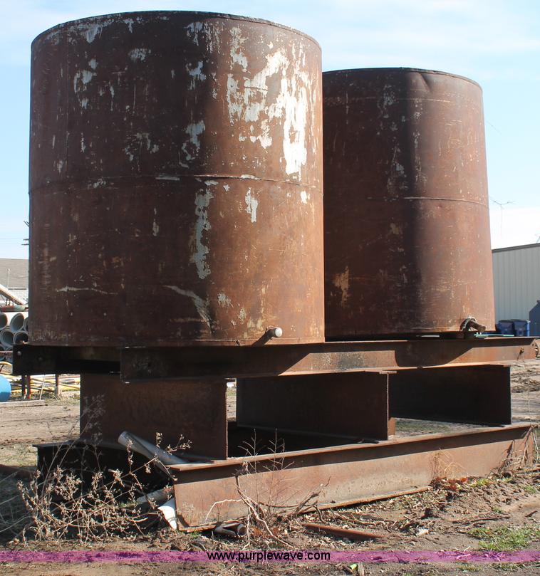 image for item E2964 (2) steel tanks