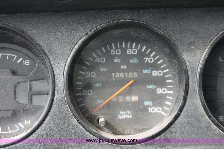 image for item E2967 1992 Dodge D350 utility truck