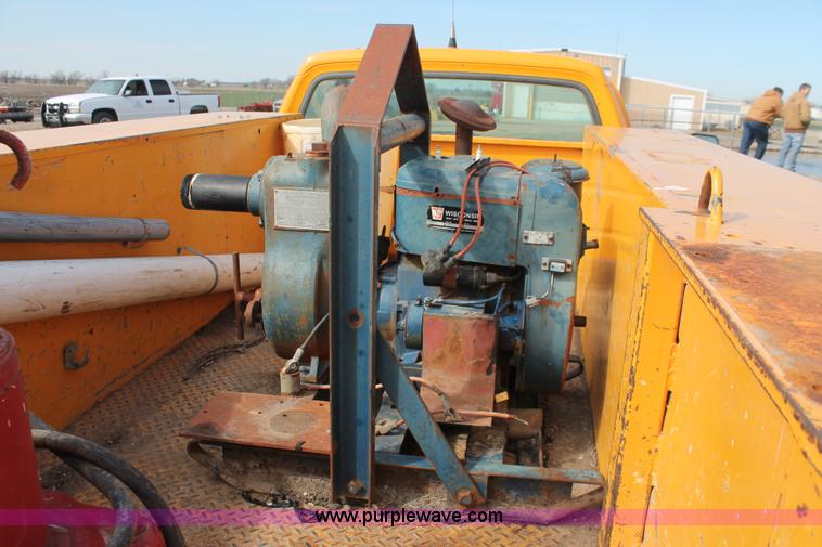 image for item E2967 1992 Dodge D350 utility truck