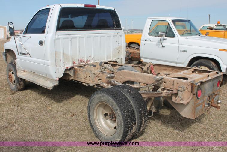 image for item E2969 1995 Dodge Ram 3500 LT cab and chassis