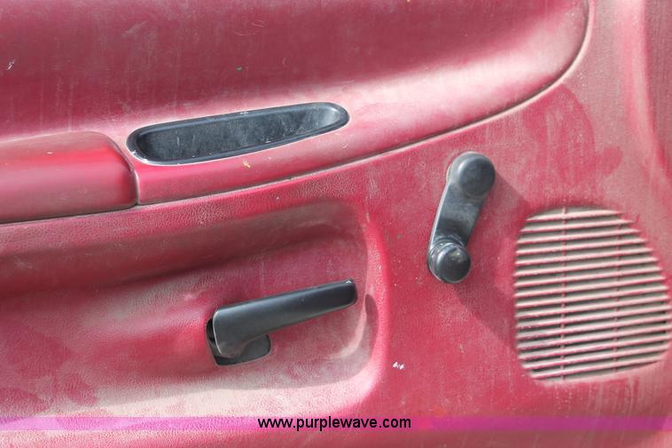 image for item E2969 1995 Dodge Ram 3500 LT cab and chassis