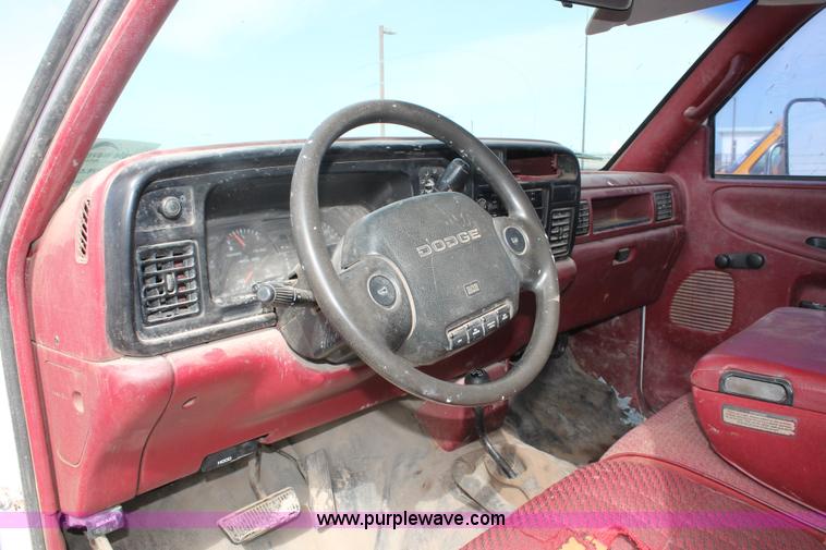 image for item E2969 1995 Dodge Ram 3500 LT cab and chassis