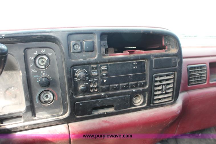 image for item E2969 1995 Dodge Ram 3500 LT cab and chassis