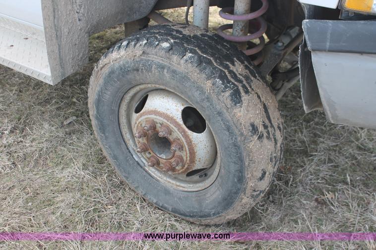 image for item E2969 1995 Dodge Ram 3500 LT cab and chassis