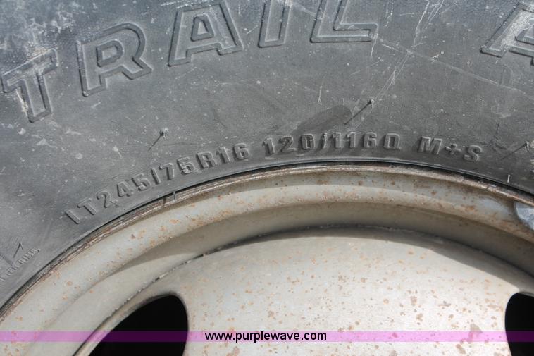 image for item E2969 1995 Dodge Ram 3500 LT cab and chassis