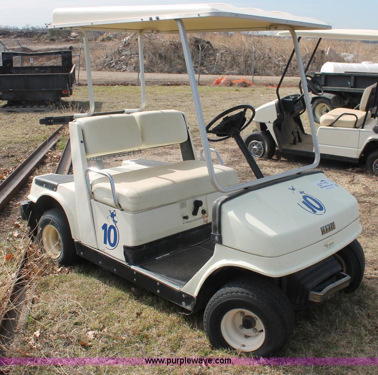 image for item E2970 Yamaha golf cart