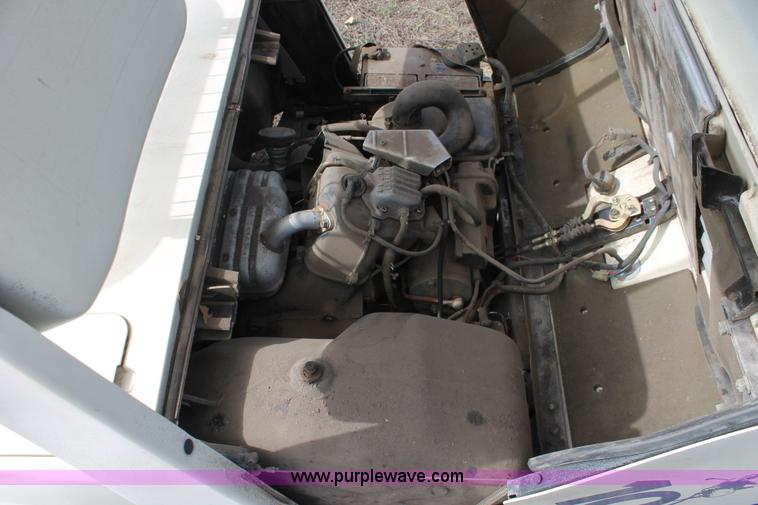 image for item E2970 Yamaha golf cart