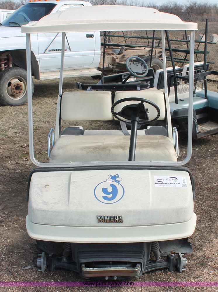image for item E2972 Yamaha golf cart