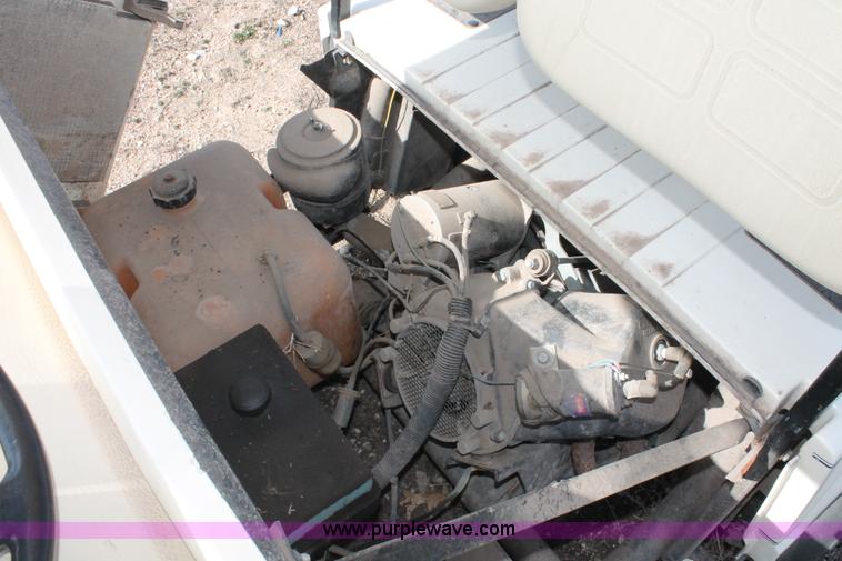 image for item E2975 Par Car golf cart