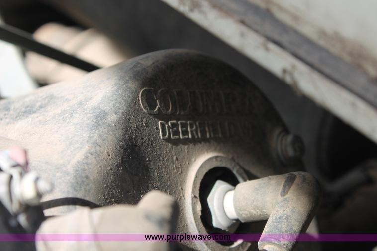 image for item E2975 Par Car golf cart