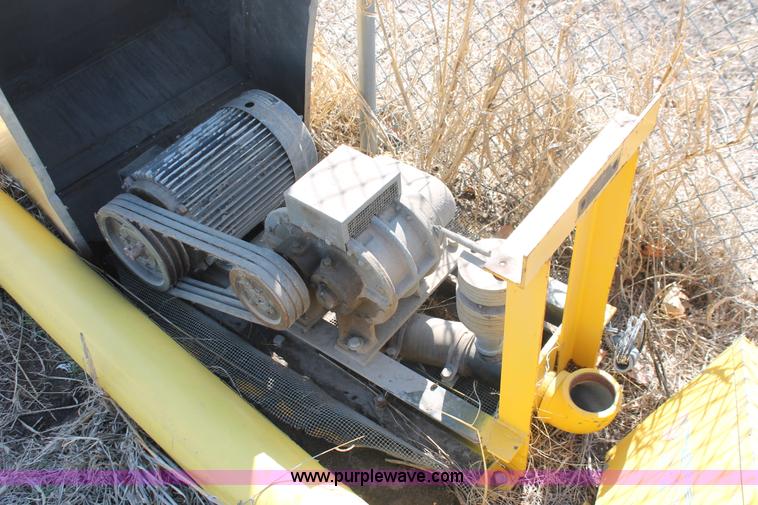 image for item E2977 Thunderbolt tornado siren