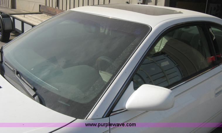 image for item E3124 1999 Toyota Camry Solara SLE