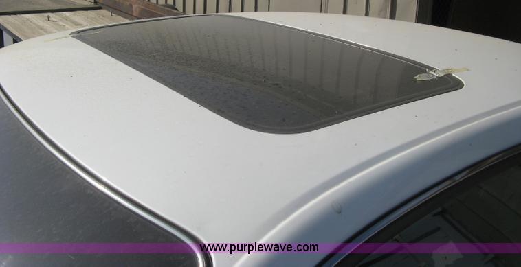 image for item E3124 1999 Toyota Camry Solara SLE