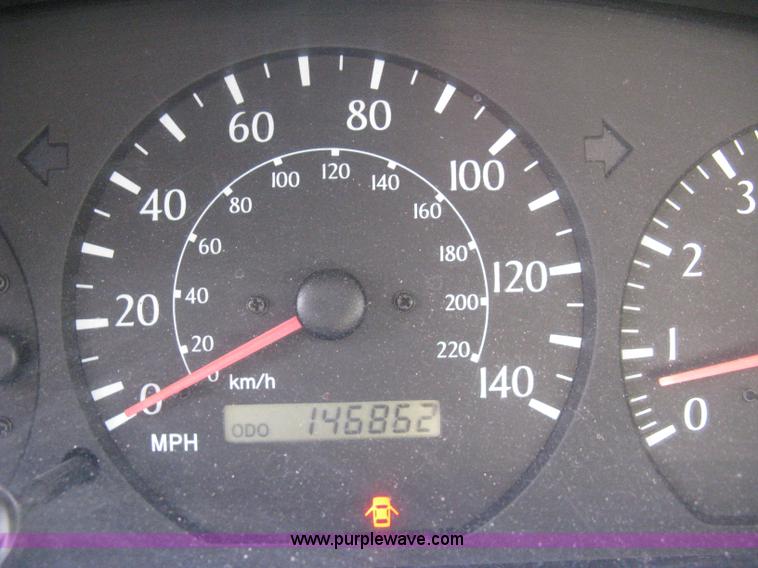 image for item E3124 1999 Toyota Camry Solara SLE