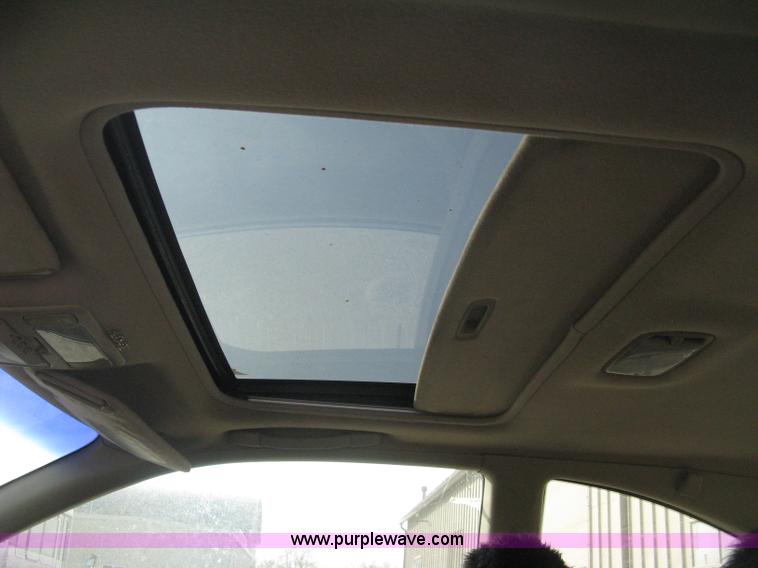 image for item E3124 1999 Toyota Camry Solara SLE