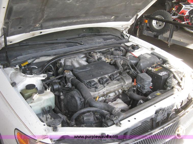image for item E3124 1999 Toyota Camry Solara SLE