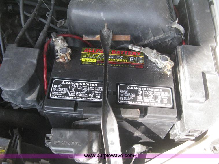 image for item E3124 1999 Toyota Camry Solara SLE