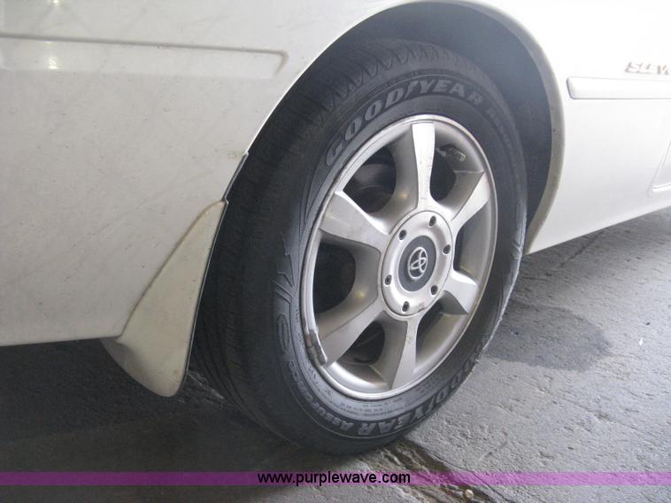 image for item E3124 1999 Toyota Camry Solara SLE