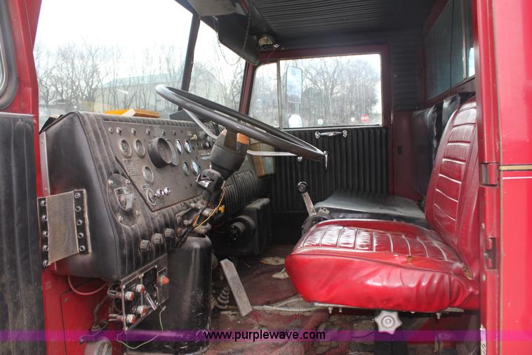 image for item E8475 1972 International fire engine