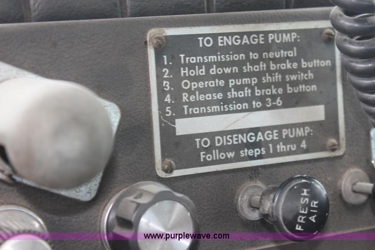 image for item E8475 1972 International fire engine