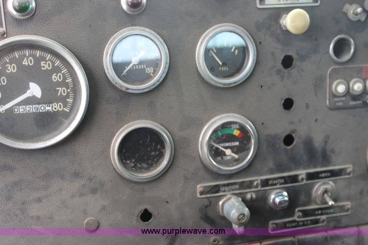 image for item E8475 1972 International fire engine