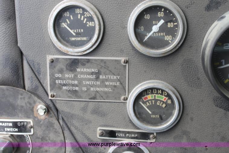 image for item E8475 1972 International fire engine