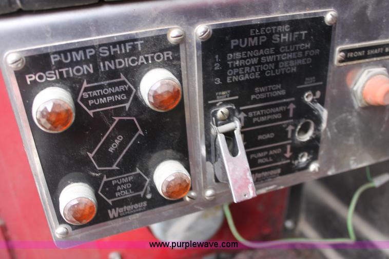 image for item E8475 1972 International fire engine