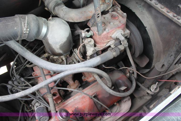 image for item E8475 1972 International fire engine