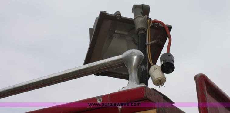 image for item E8475 1972 International fire engine