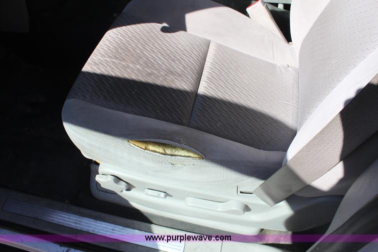 image for item E8480 2009 Chevrolet Suburban 2500 LS SUV