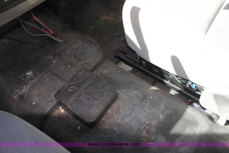 image for item E8480 2009 Chevrolet Suburban 2500 LS SUV