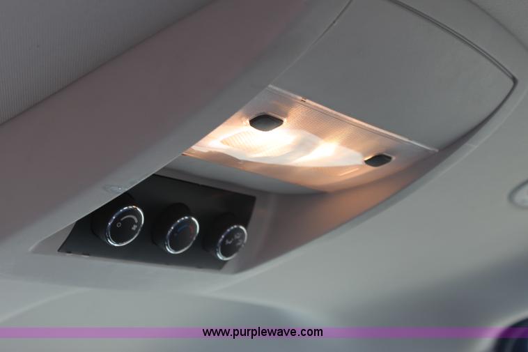 image for item E8480 2009 Chevrolet Suburban 2500 LS SUV